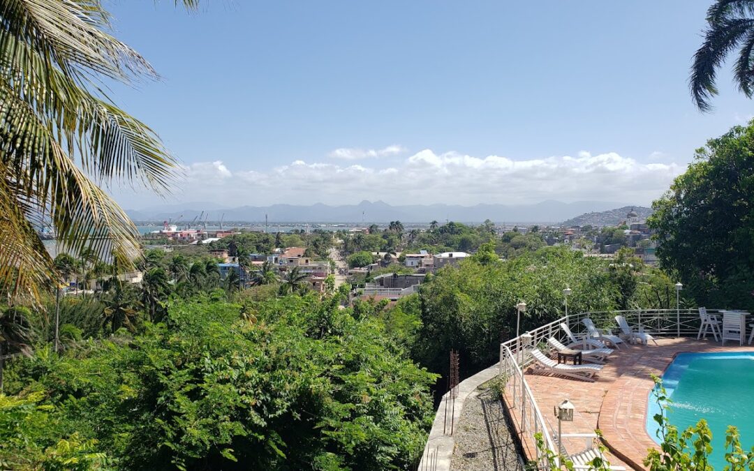 Mont Joli Hotel Cap-Haïtien – Hébergement Vue Panoramique