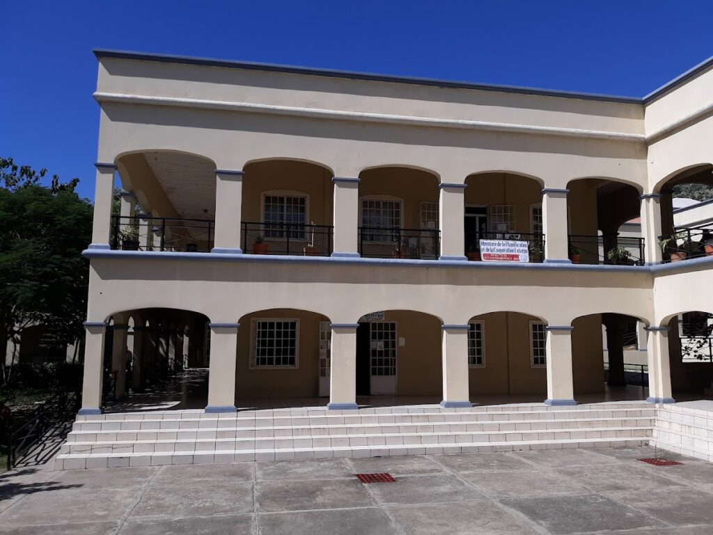 Complexe Administratif du Cap-Haïtien | Services Publics