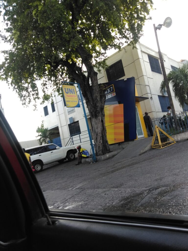 Unibank Port-au-Prince – Banque de Confiance en Haïti