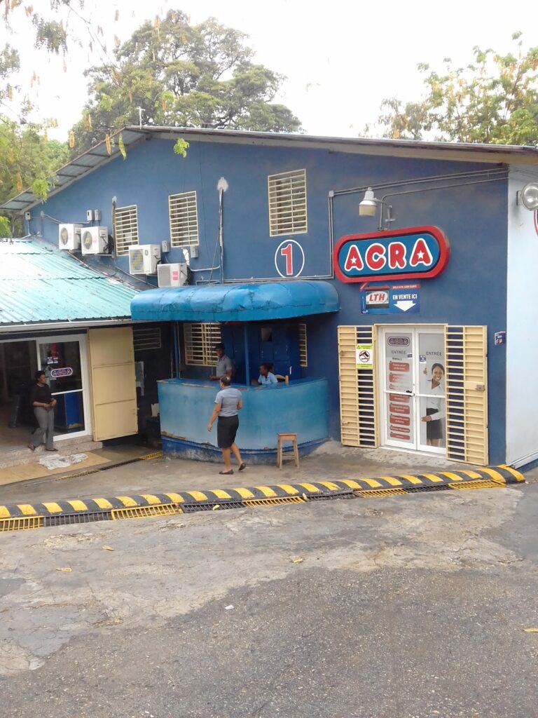 ACRA Factory Outlet – Vêtements à Port-au-Prince