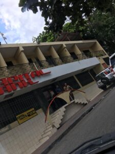 Capital Bank Rue Lamarre – Banque à Pétion-Ville