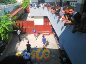 Collège Caraïbéen de Pétion-ville | École de Qualité