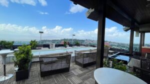Asu Rooftop Lounge – Restaurant Carrefour, Haïti