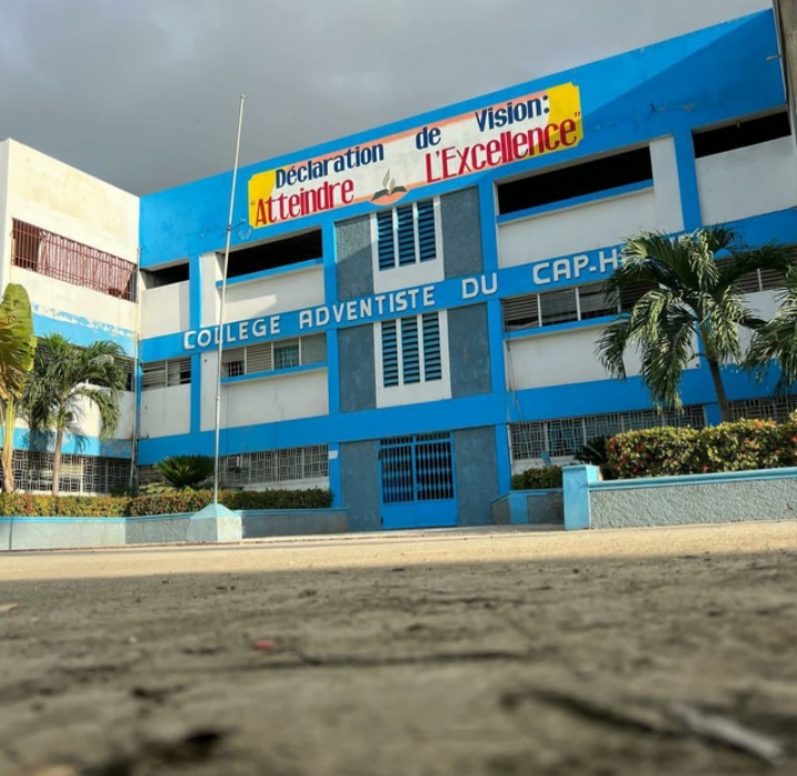 College Adventiste Du Cap-Haïtien ( CACH )