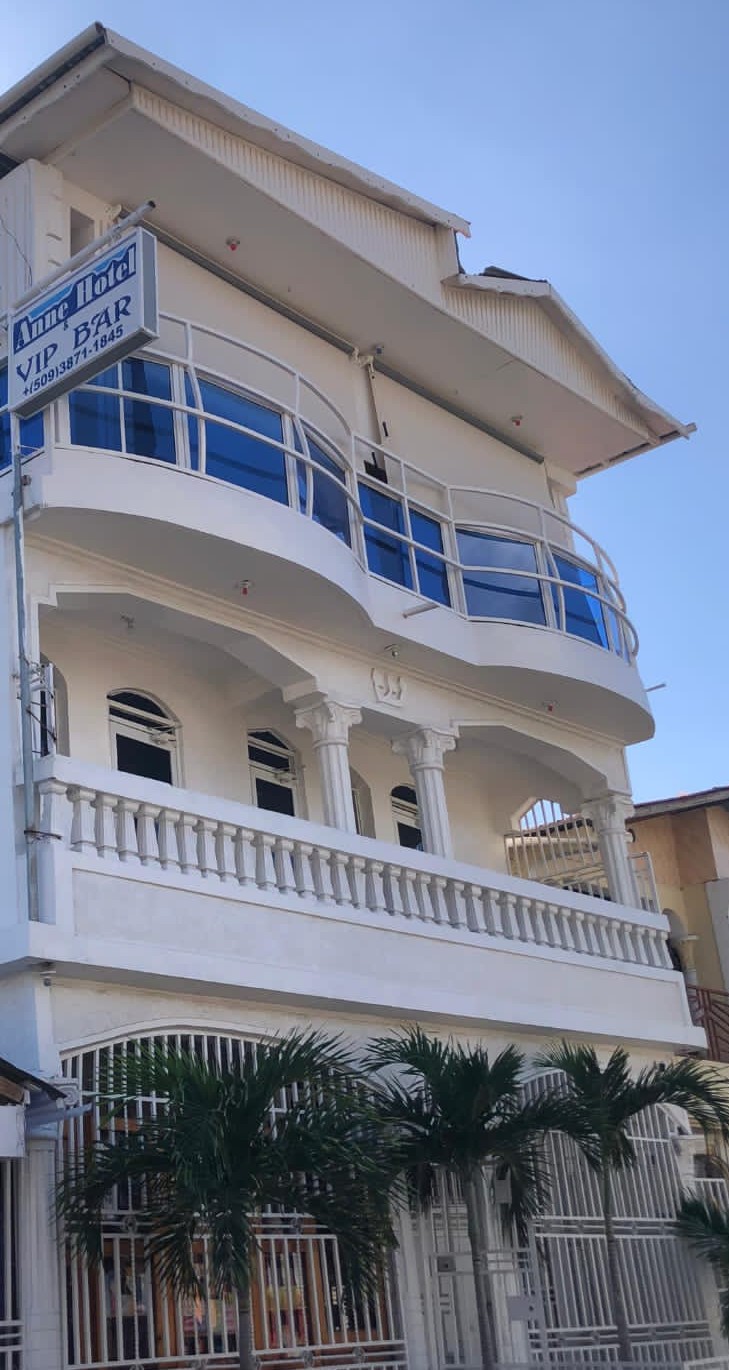 Anne hôtel & VIP bar