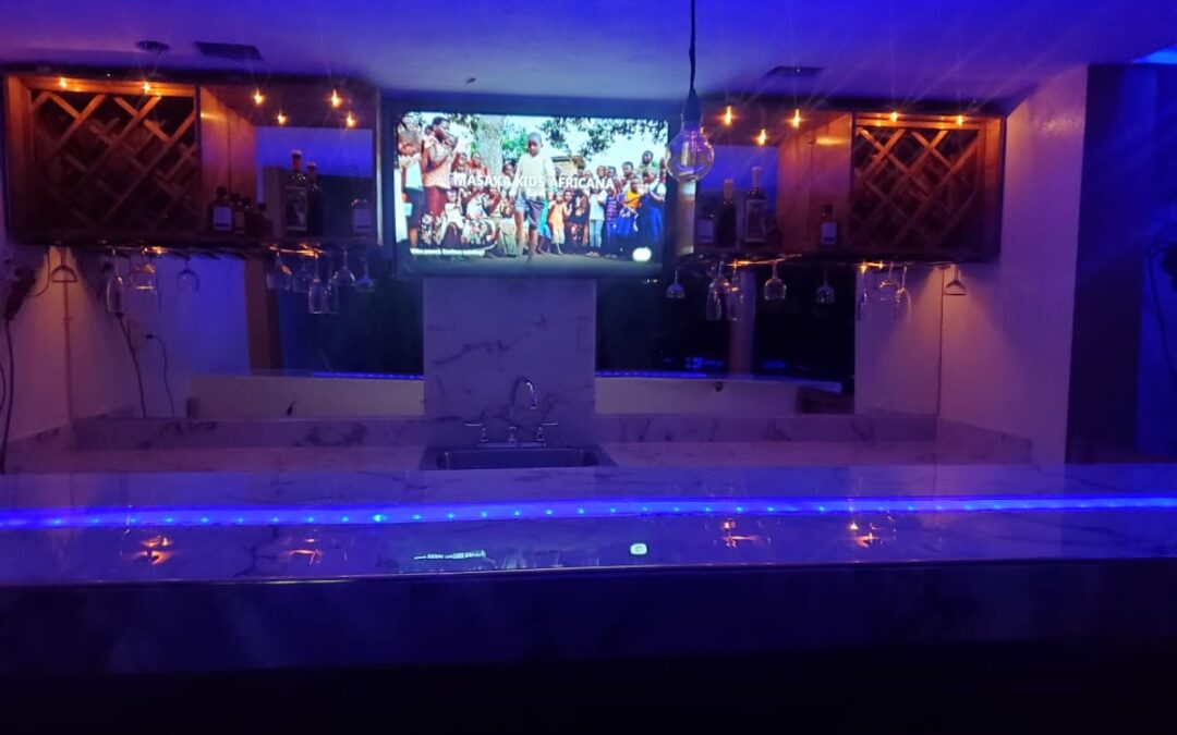 Moonlight Hotel Bar Resto