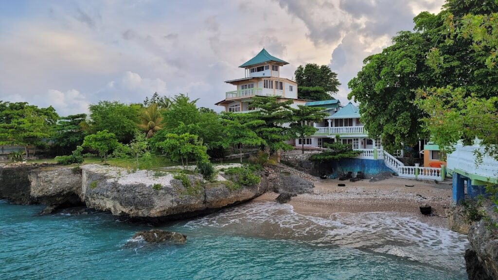 Sunset Cove Beach Hotel