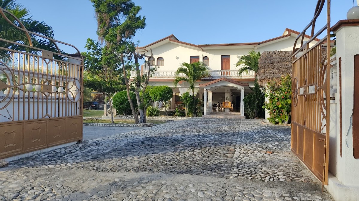 Fortress Inn