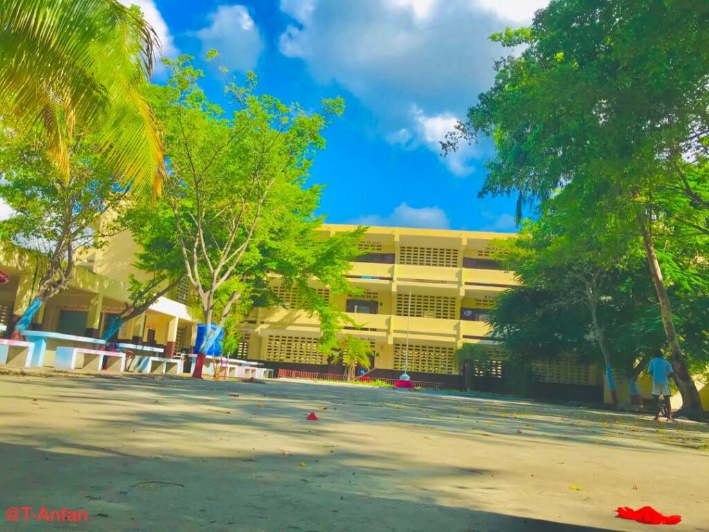 Lycée Sténio Vincent