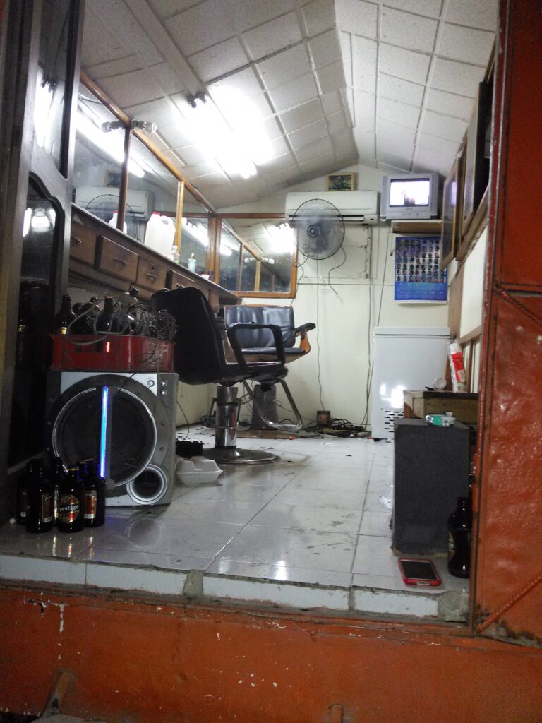 Buju Nit Barber Shop