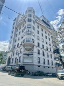 Hexagone Tour – Agence Immobilière à Pétion-Ville