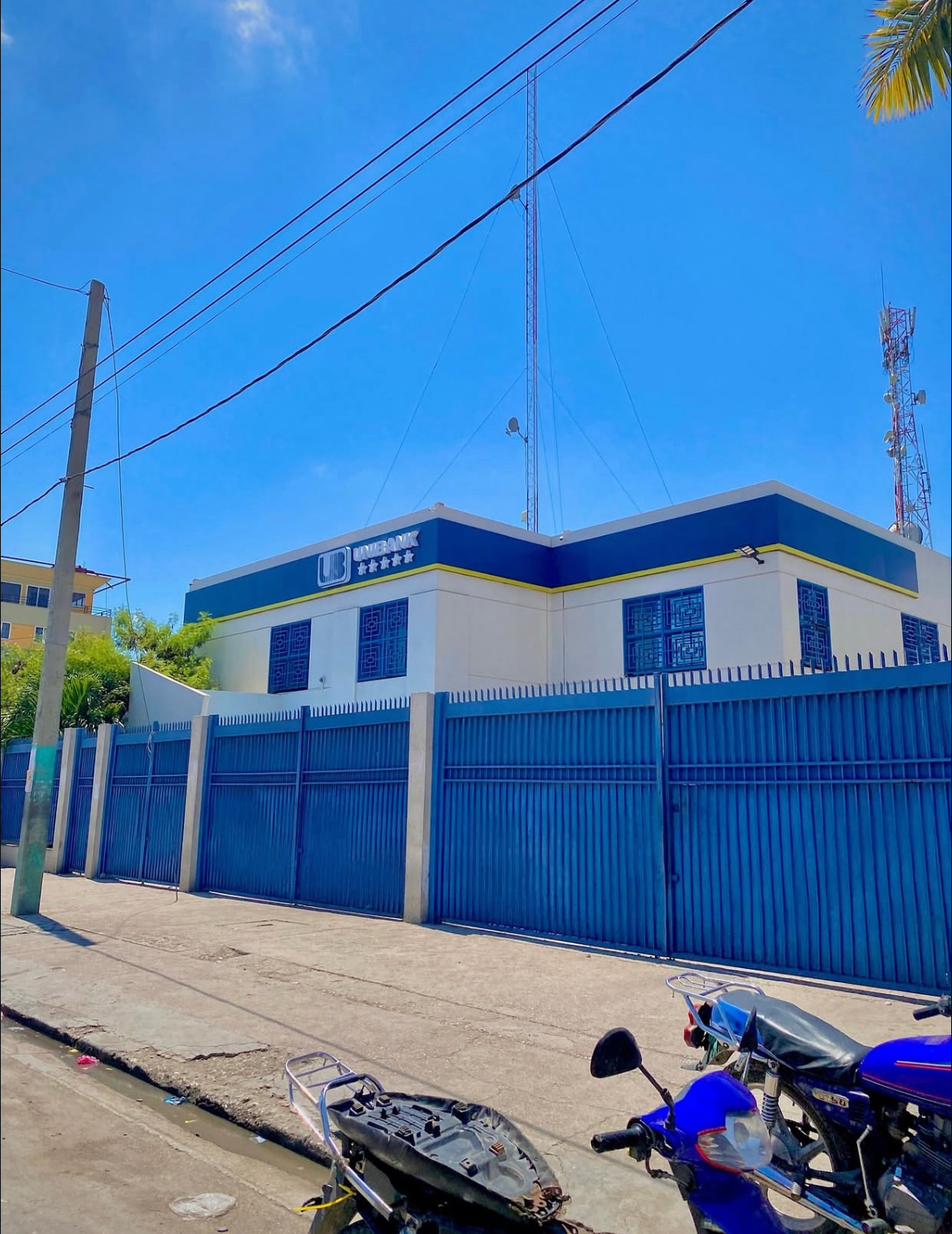 Unibank Quatre Chemins