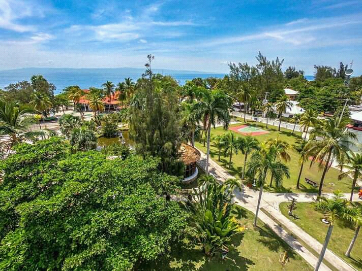Montrouis – Hébergement à Arcahaie | Augier, Haïti