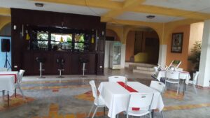 Kanp Inn Bar and Grill – Restaurant à Camp-Perrin