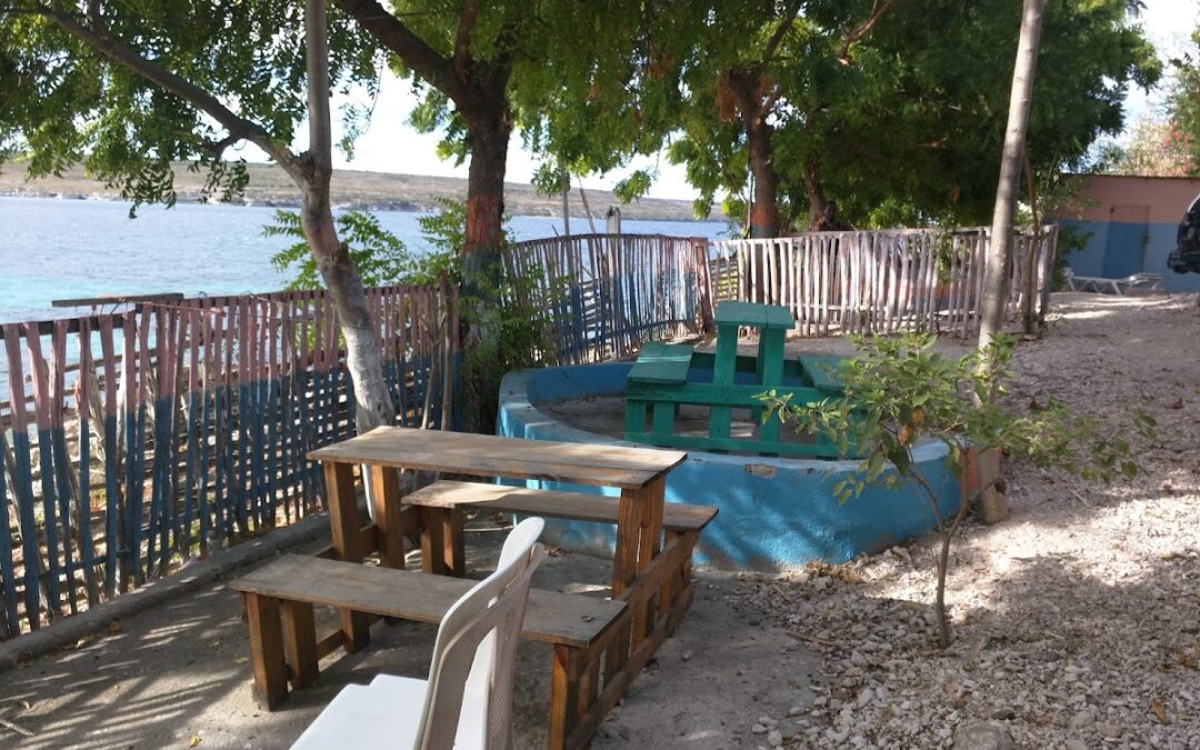 Hispagnola Beach Bar Resto – Môle Saint-Nicolas