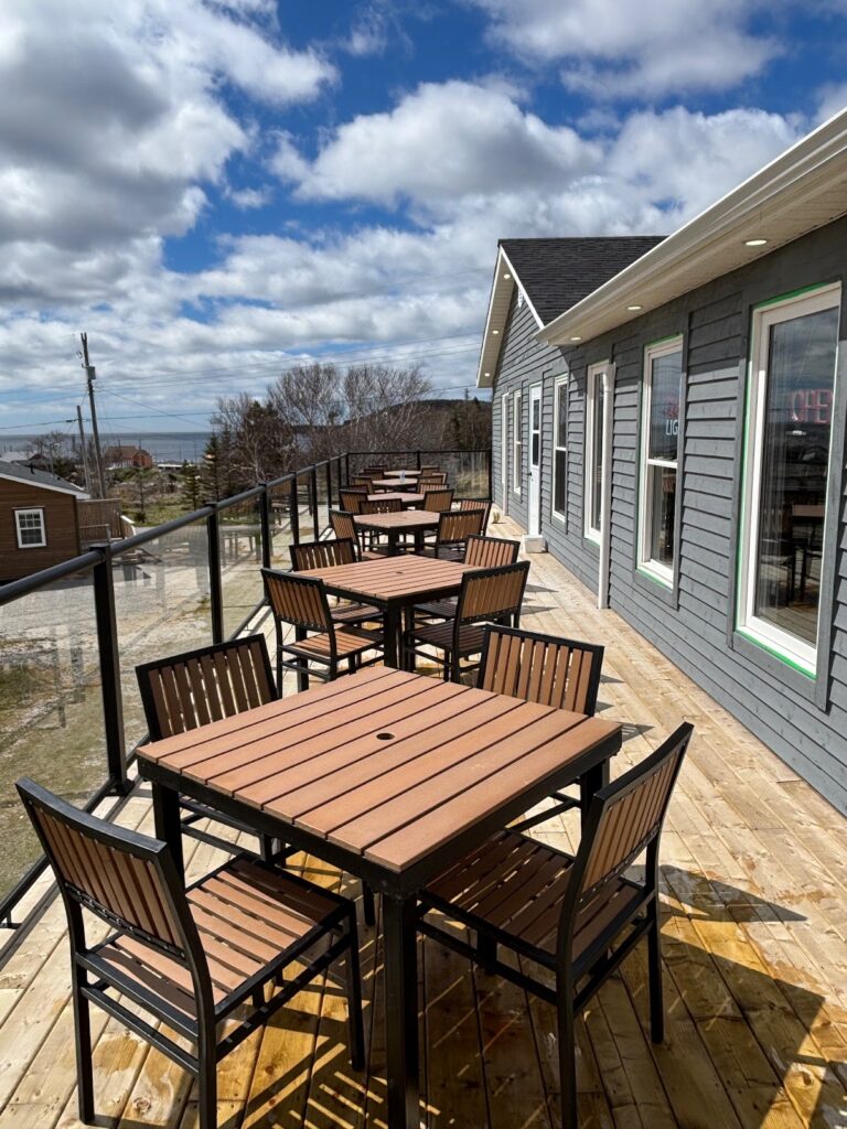 Buoy & Arrow Restaurant & Suites – Gros-Morne Haïti