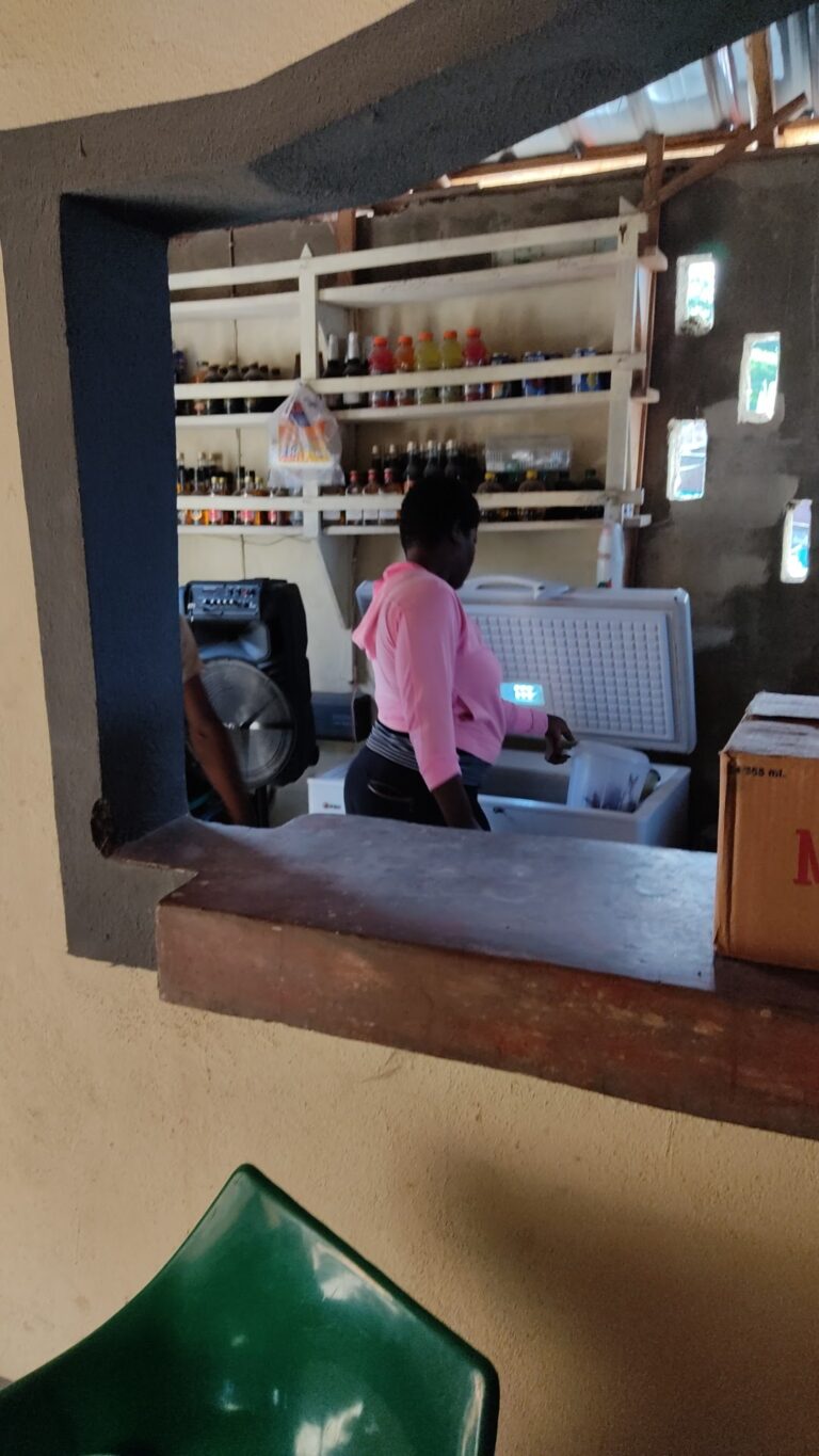 Gran Tya Resto Bar – Restaurant à Belle-Anse