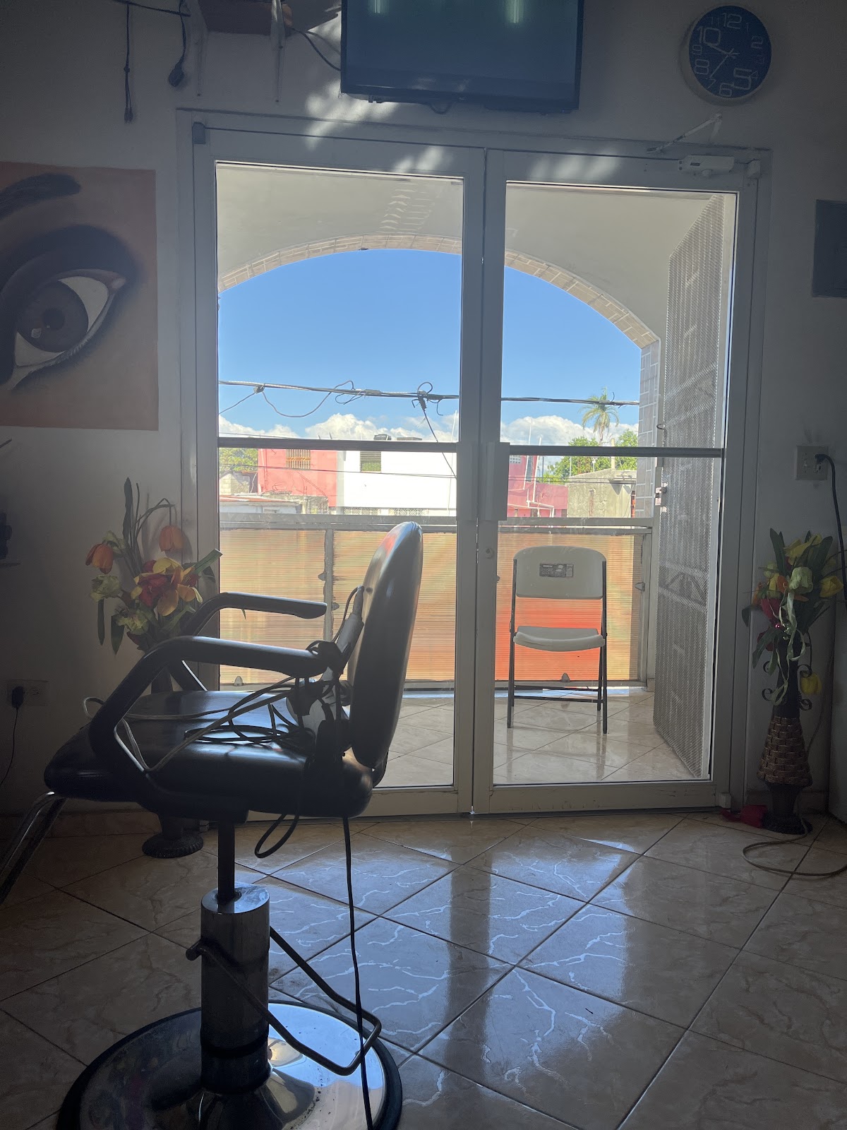 Lyn's Beauty Salon