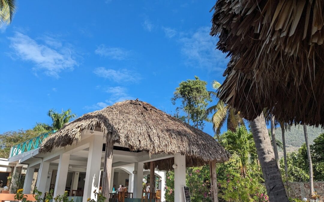 Hotel Cyvadier – Restaurant à Cayes-Jacmel