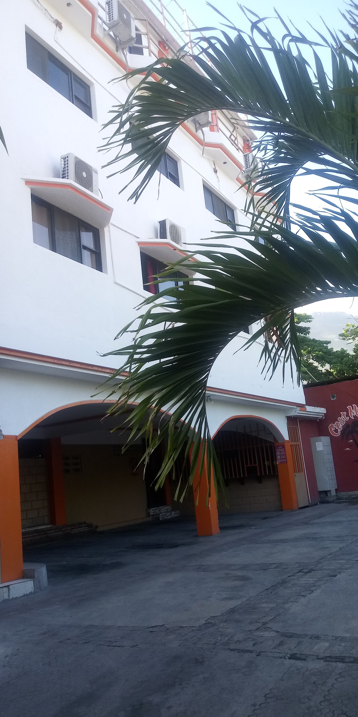 Mondesir Hôtel