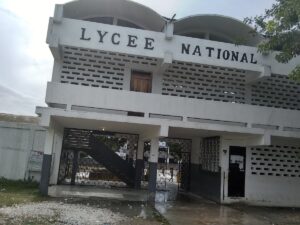 Lycée National de Mirebalais – École Secondaire Haïti