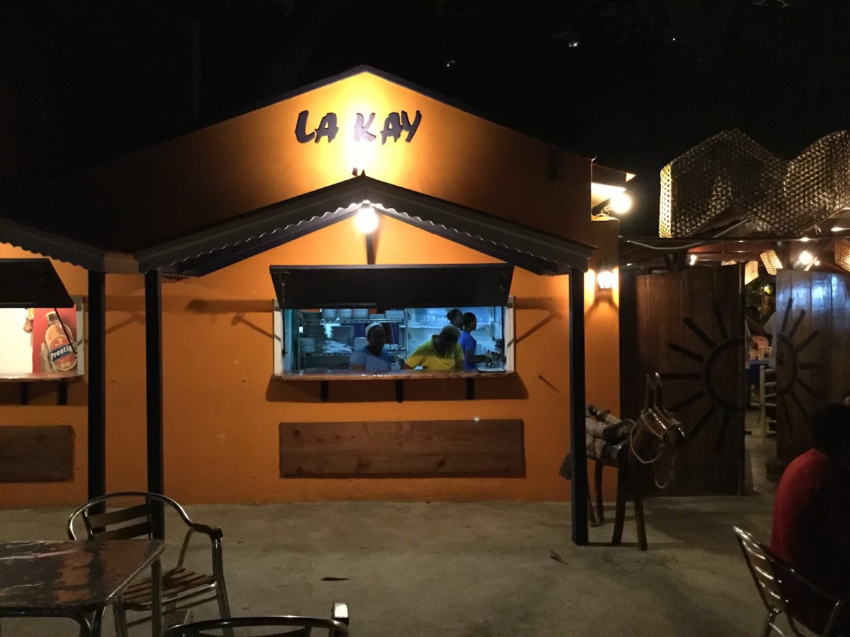 Lakay Bar Restaurant