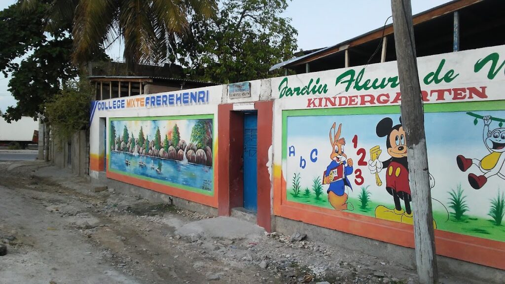 École Carrefour – Éducation de Qualité à Mon Repos