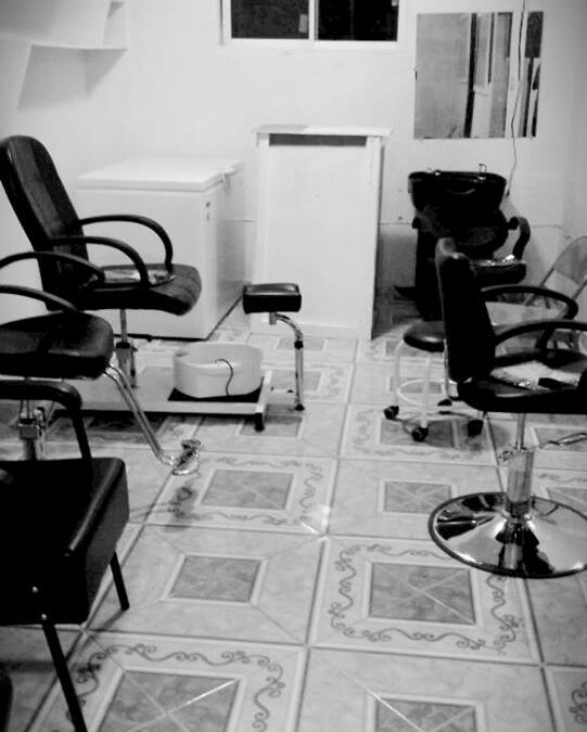 Luxury Hair Salon and Barbershop – Saint-Marc
