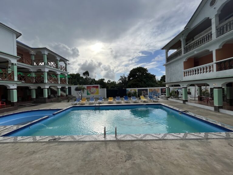 Kay Boy Piscine Bar-Resto – Borgne, Haïti