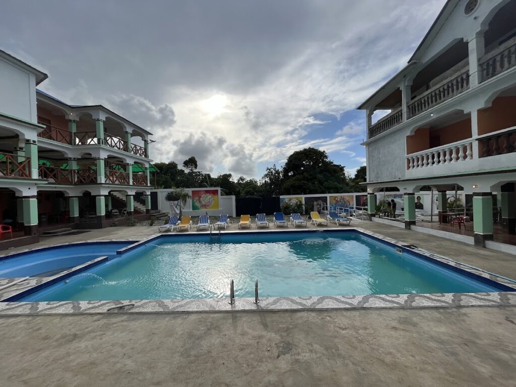 Kay Boy Piscine Bar-Resto – Borgne, Haïti
