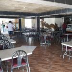 Freedom Cocktail Bar Resto – Restaurant à Pignon