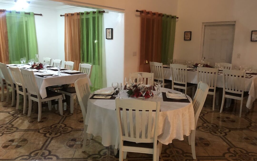 Tonyolly&rsquo;s Forêt Enchantée Restaurant Bar – Bainet