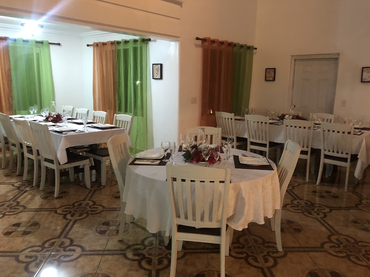 Tonyolly’s forêt Enchanntée Restaurant Bar