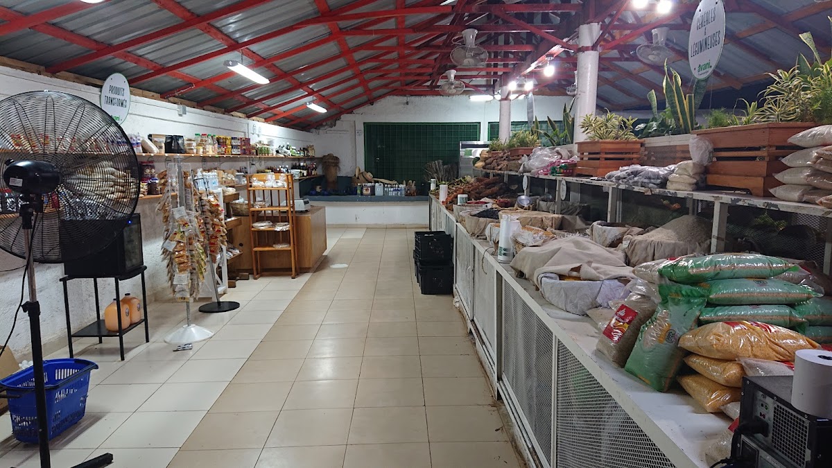 Avani: Marché de Produits Locaux