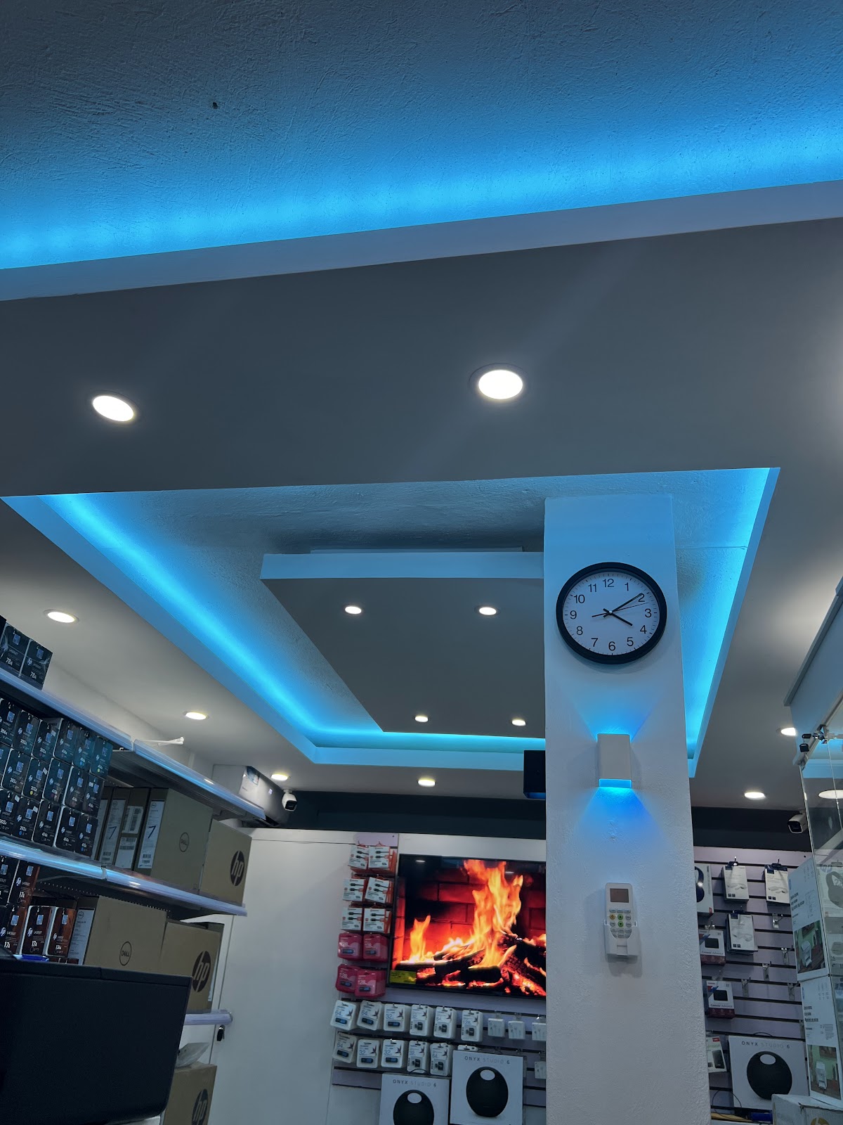 Smart Zone Electronics