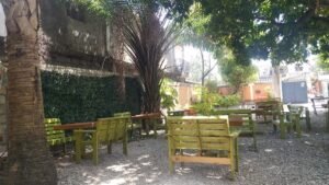 OKAY DÉLICE – Restaurant à Les Cayes | Deux Mapoux