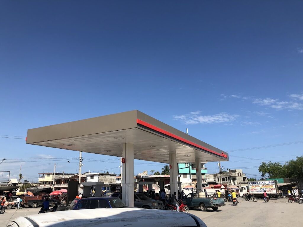 Station Service Total Les Cayes – Carburant & Services