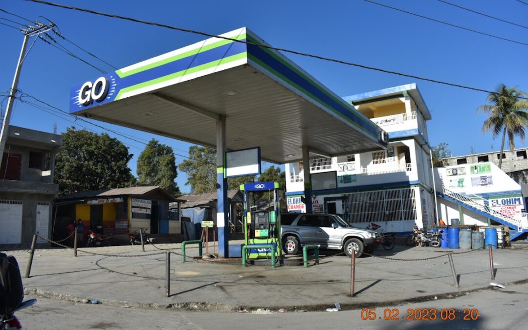 Go Elohim – Station Service à Hinche, Haïti