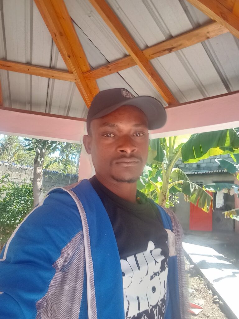 Station Service Chez TRUEDAYV – Hinche, Haïti