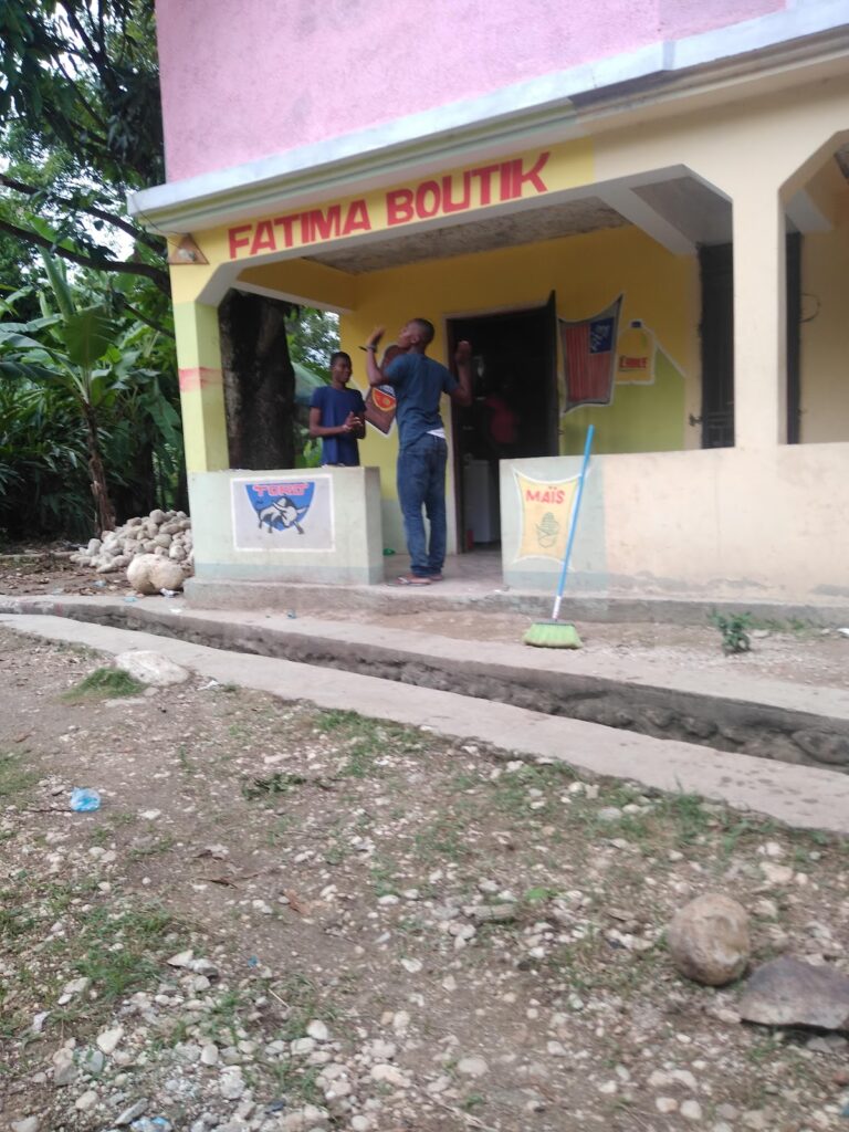 Fatima Boutique – Alimentation à Mirebalais