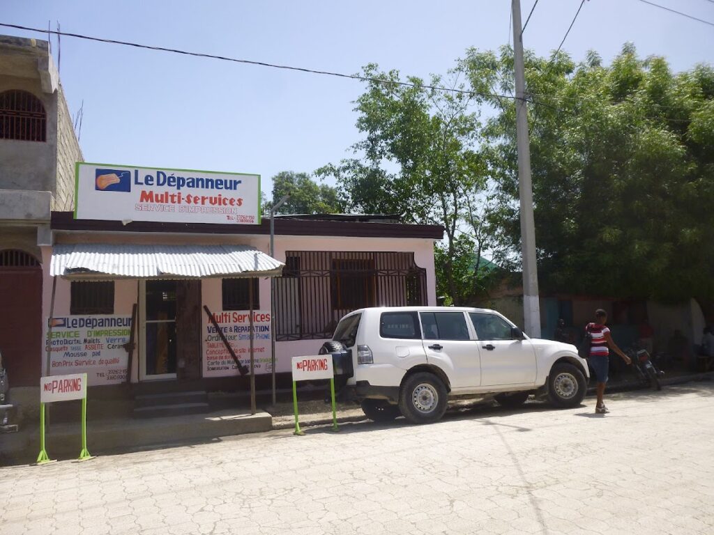 Le Depanneur Multi-Services – Hinche, Haïti