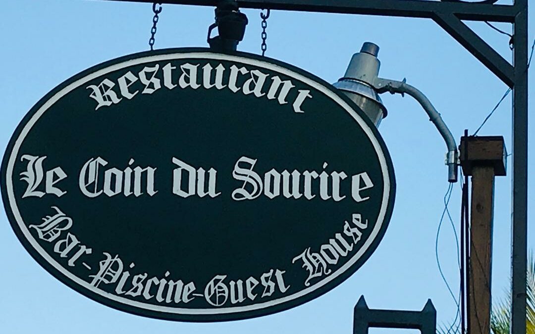 Le Coin Du Sourire – Bar, Resto & Piscine à Delmas