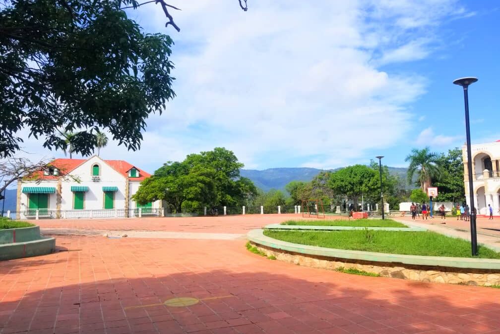Place Toussaint Louverture | Parc d&rsquo;Attractions Jacmel
