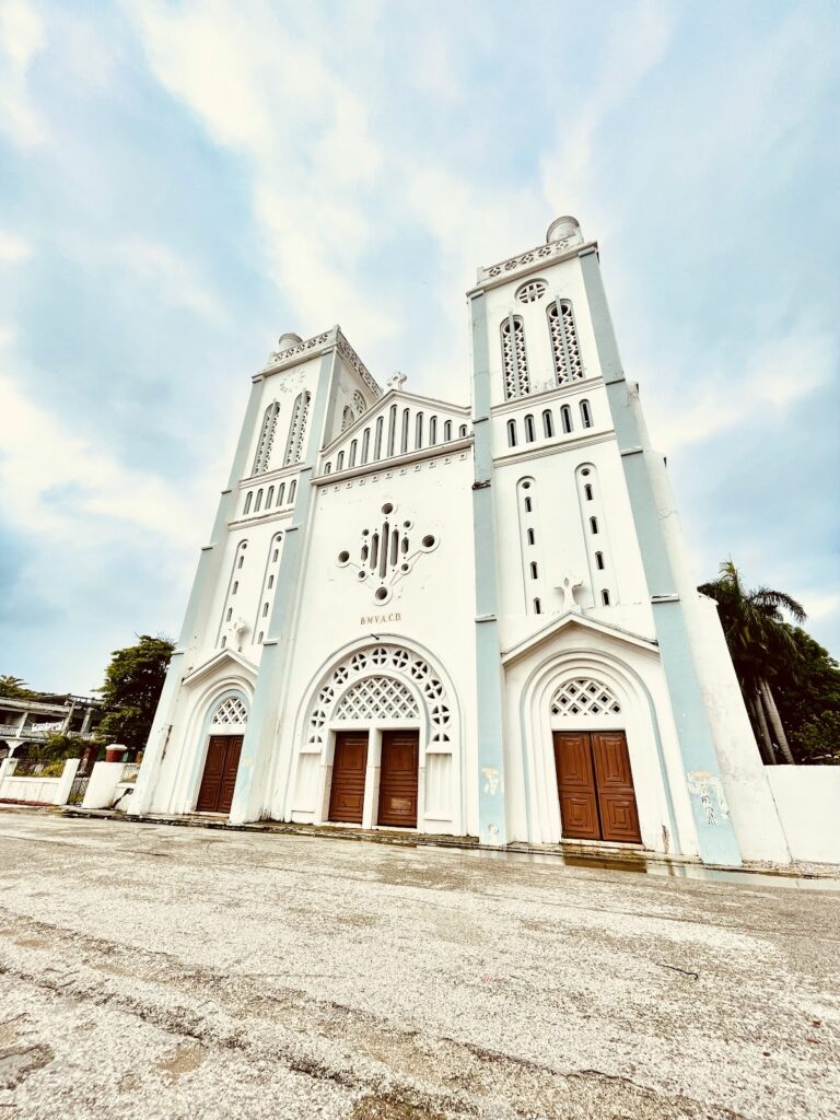La Cathédrale des Cayes – Église Catholique | Les Cayes