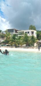 Amaniy Beach & Hotel – Plage et Détente à Saint-Marc