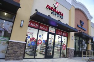 Farmacia Gardens