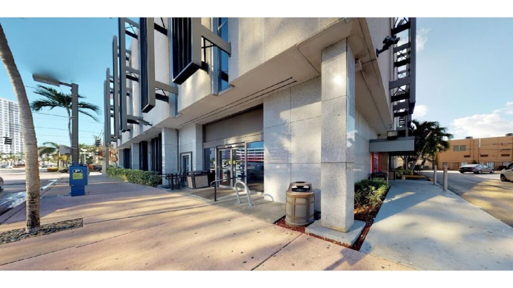 Bank of America (with Drive-thru ATM)