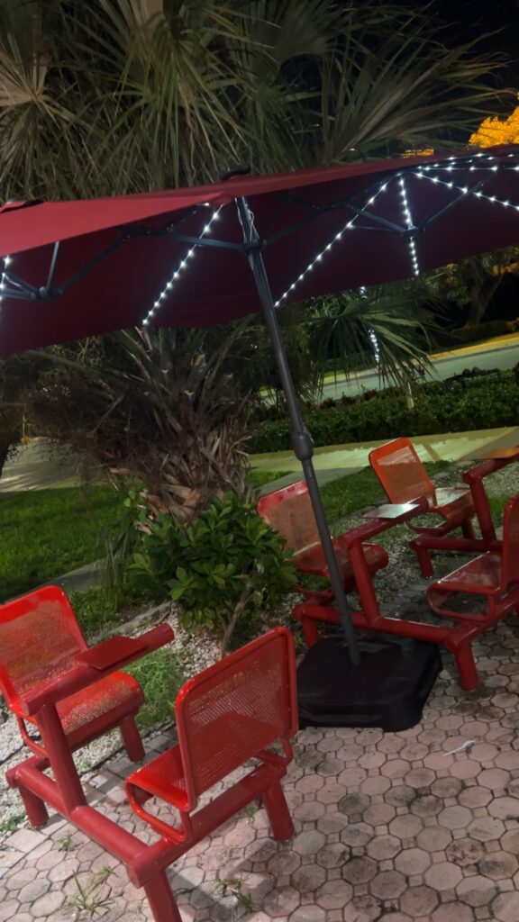 Tru Island Grill