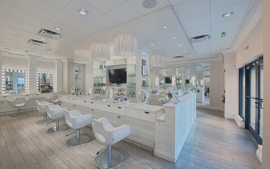 Cloud 10 Blow Dry Bar & Beauty Salon